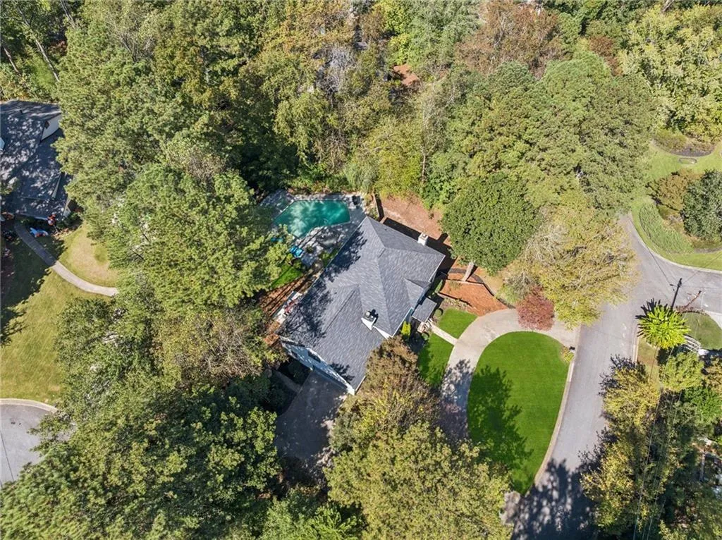 5460 E Idlewood Lane, Atlanta, Georgia 30327, 6 Bedrooms Bedrooms, ,4 BathroomsBathrooms,Residential,For Sale,5460 E Idlewood Lane,7733561