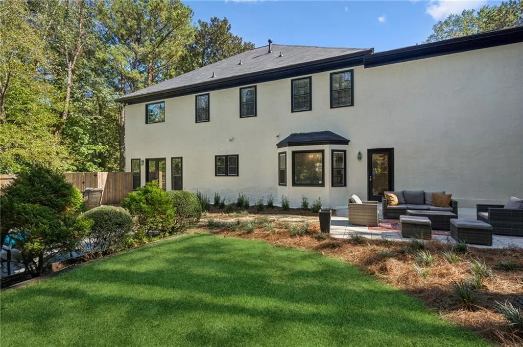 5460 E Idlewood Lane, Atlanta, Georgia 30327, 6 Bedrooms Bedrooms, ,4 BathroomsBathrooms,Residential,For Sale,5460 E Idlewood Lane,7733561