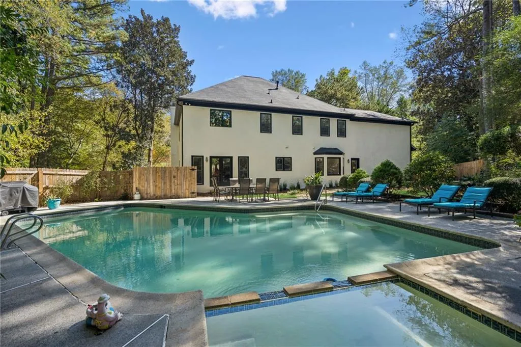 5460 E Idlewood Lane, Atlanta, Georgia 30327, 6 Bedrooms Bedrooms, ,4 BathroomsBathrooms,Residential,For Sale,5460 E Idlewood Lane,7733561