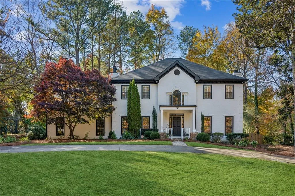 5460 E Idlewood Lane, Atlanta, Georgia 30327, 6 Bedrooms Bedrooms, ,4 BathroomsBathrooms,Residential,For Sale,5460 E Idlewood Lane,7733561