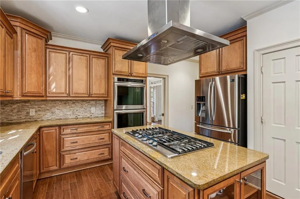 5460 E Idlewood Lane, Atlanta, Georgia 30327, 6 Bedrooms Bedrooms, ,4 BathroomsBathrooms,Residential,For Sale,5460 E Idlewood Lane,7733561
