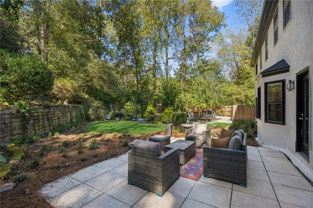 5460 E Idlewood Lane, Atlanta, Georgia 30327, 6 Bedrooms Bedrooms, ,4 BathroomsBathrooms,Residential,For Sale,5460 E Idlewood Lane,7733561