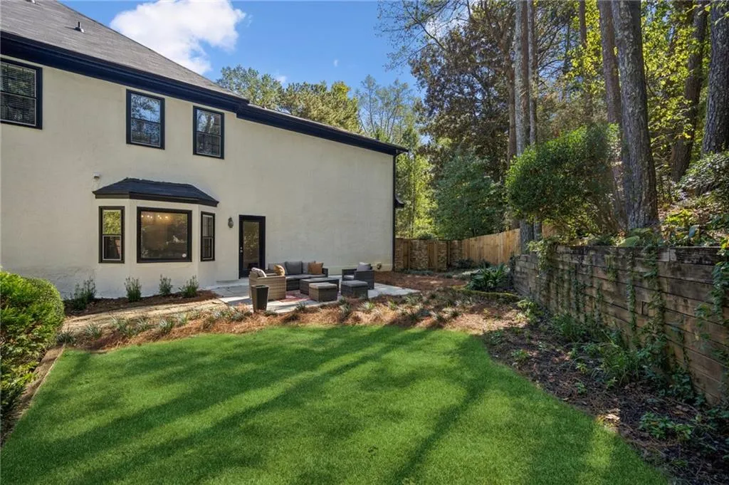 5460 E Idlewood Lane, Atlanta, Georgia 30327, 6 Bedrooms Bedrooms, ,4 BathroomsBathrooms,Residential,For Sale,5460 E Idlewood Lane,7733561