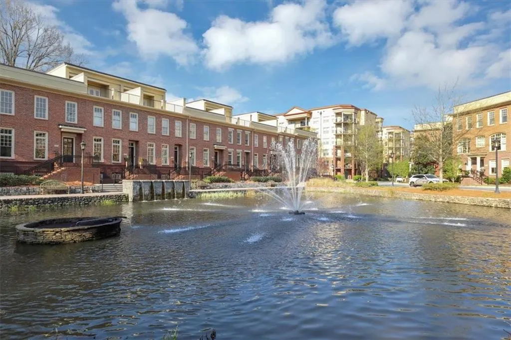 200 River Vista Drive Unit 605, Atlanta, Georgia 30339, 2 Bedrooms Bedrooms, ,2 BathroomsBathrooms,Residential,Sold,200 River Vista Drive Unit 605,7362631