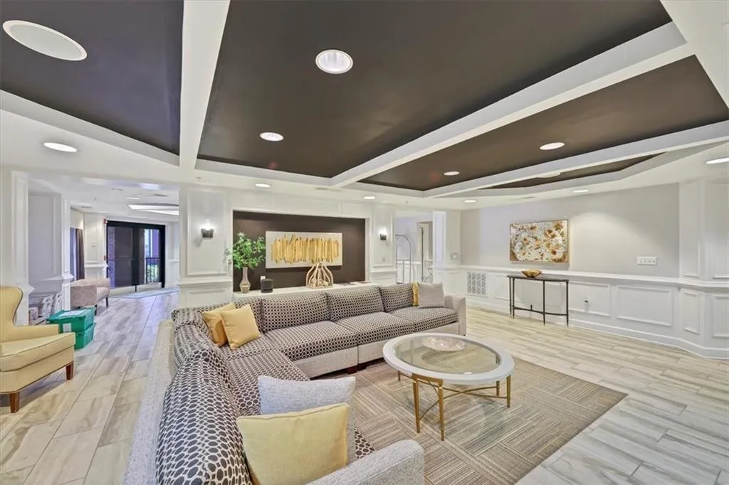 200 River Vista Drive Unit 605, Atlanta, Georgia 30339, 2 Bedrooms Bedrooms, ,2 BathroomsBathrooms,Residential,Sold,200 River Vista Drive Unit 605,7362631