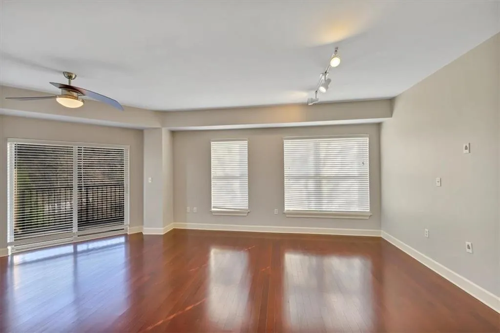 200 River Vista Drive Unit 605, Atlanta, Georgia 30339, 2 Bedrooms Bedrooms, ,2 BathroomsBathrooms,Residential,Sold,200 River Vista Drive Unit 605,7362631