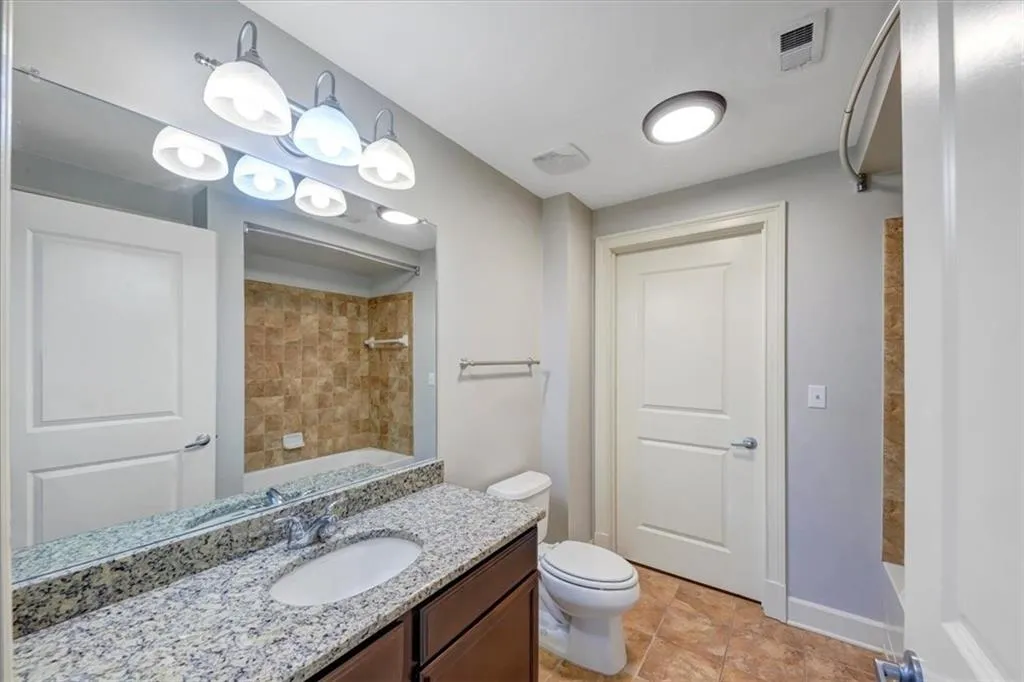 200 River Vista Drive Unit 605, Atlanta, Georgia 30339, 2 Bedrooms Bedrooms, ,2 BathroomsBathrooms,Residential,Sold,200 River Vista Drive Unit 605,7362631