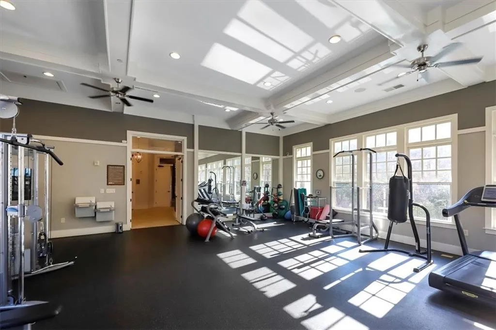 200 River Vista Drive Unit 605, Atlanta, Georgia 30339, 2 Bedrooms Bedrooms, ,2 BathroomsBathrooms,Residential,Sold,200 River Vista Drive Unit 605,7362631