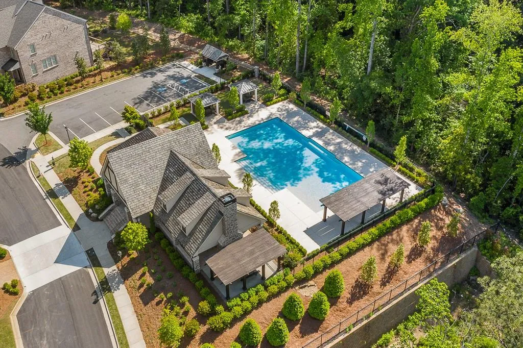 6470 Meridian Way, Sandy Springs, Georgia 30328, 6 Bedrooms Bedrooms, ,5 BathroomsBathrooms,Residential,Sold,6470 Meridian Way,6718988