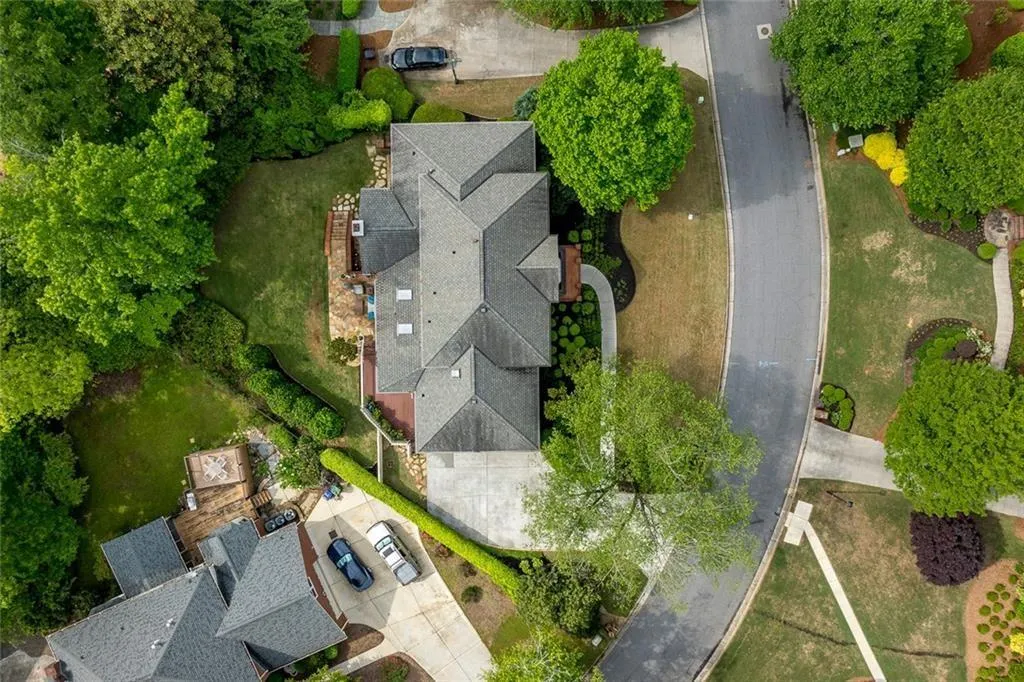 1048 Byrnwyck Road Ne, Brookhaven, Georgia 30319, 5 Bedrooms Bedrooms, ,3 BathroomsBathrooms,Residential,For Sale,1048 Byrnwyck Road Ne,7631250