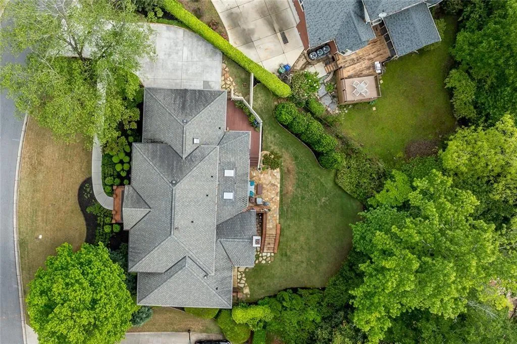 1048 Byrnwyck Road Ne, Brookhaven, Georgia 30319, 5 Bedrooms Bedrooms, ,3 BathroomsBathrooms,Residential,For Sale,1048 Byrnwyck Road Ne,7631250
