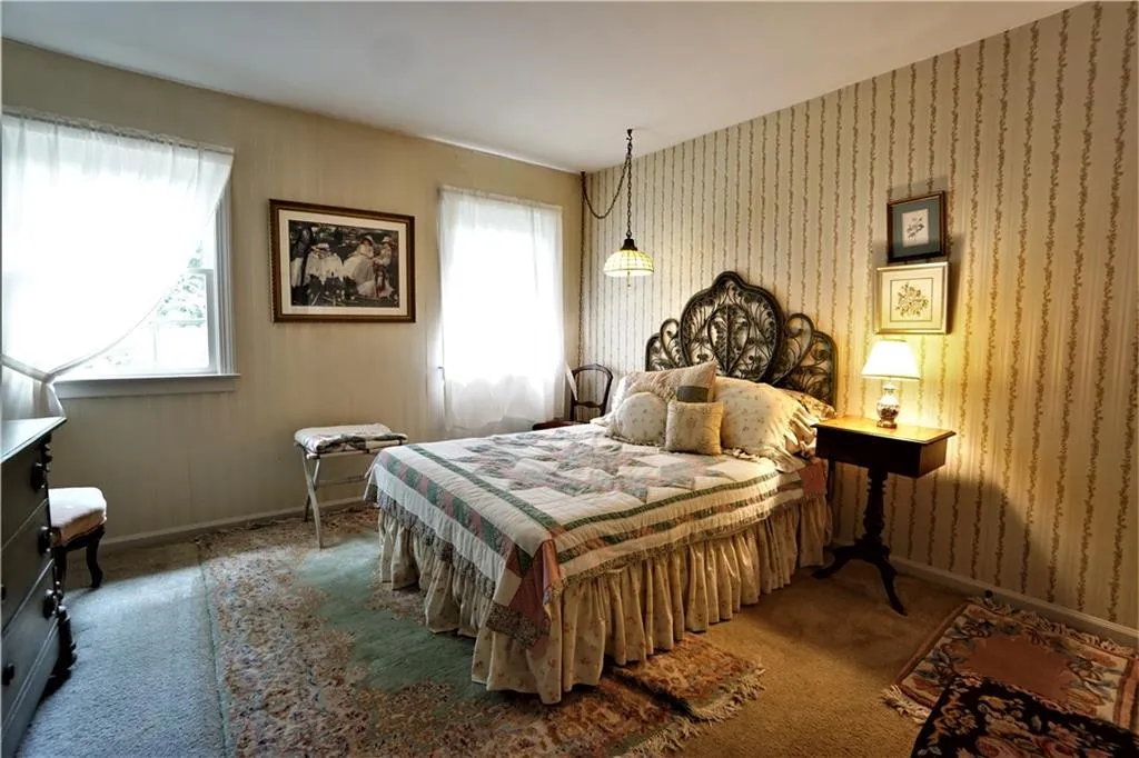 290 Mark Trail, Sandy Springs, Georgia 30328, 4 Bedrooms Bedrooms, ,2 BathroomsBathrooms,Residential,Sold,290 Mark Trail,6924585