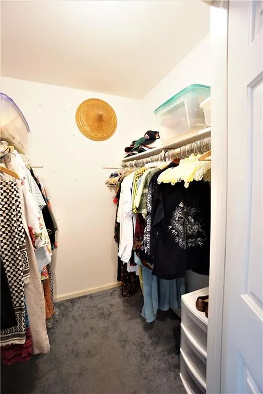 290 Mark Trail, Sandy Springs, Georgia 30328, 4 Bedrooms Bedrooms, ,2 BathroomsBathrooms,Residential,Sold,290 Mark Trail,6924585