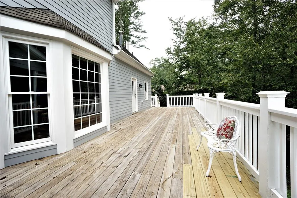 290 Mark Trail, Sandy Springs, Georgia 30328, 4 Bedrooms Bedrooms, ,2 BathroomsBathrooms,Residential,Sold,290 Mark Trail,6924585