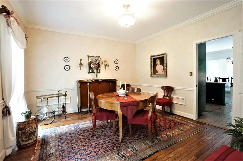 290 Mark Trail, Sandy Springs, Georgia 30328, 4 Bedrooms Bedrooms, ,2 BathroomsBathrooms,Residential,Sold,290 Mark Trail,6924585