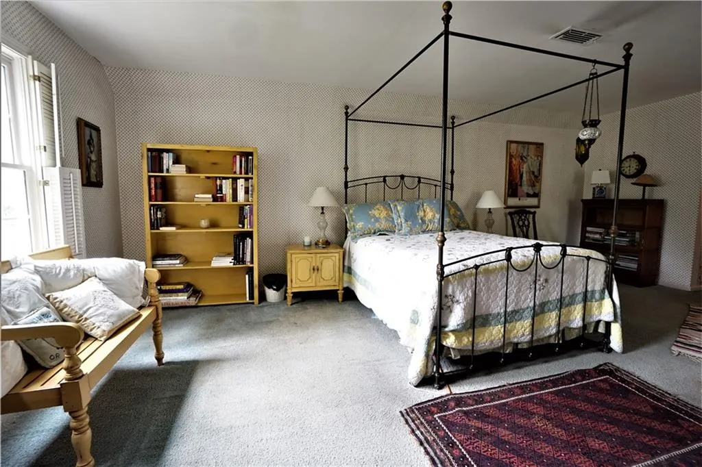 290 Mark Trail, Sandy Springs, Georgia 30328, 4 Bedrooms Bedrooms, ,2 BathroomsBathrooms,Residential,Sold,290 Mark Trail,6924585