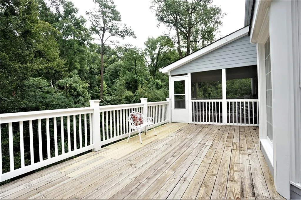 290 Mark Trail, Sandy Springs, Georgia 30328, 4 Bedrooms Bedrooms, ,2 BathroomsBathrooms,Residential,Sold,290 Mark Trail,6924585