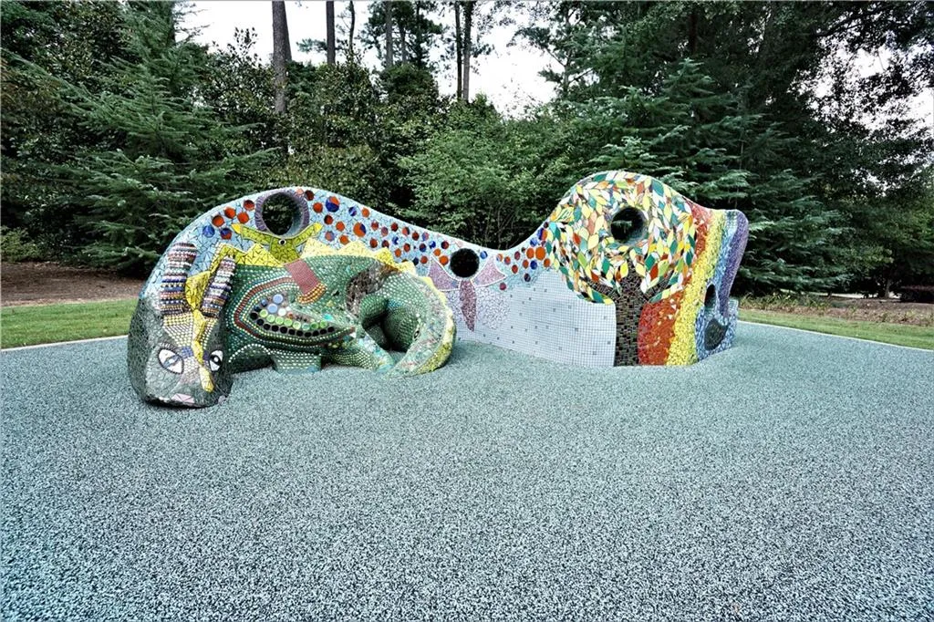 290 Mark Trail, Sandy Springs, Georgia 30328, 4 Bedrooms Bedrooms, ,2 BathroomsBathrooms,Residential,Sold,290 Mark Trail,6924585