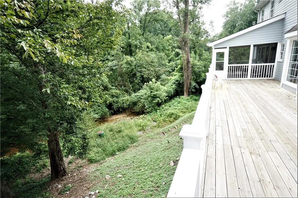 290 Mark Trail, Sandy Springs, Georgia 30328, 4 Bedrooms Bedrooms, ,2 BathroomsBathrooms,Residential,Sold,290 Mark Trail,6924585