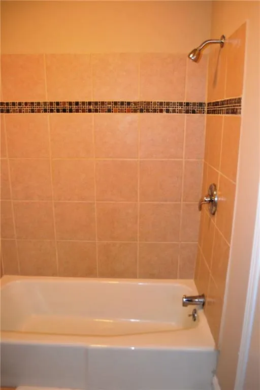 6520 Roswell Road Unit 62, Atlanta, Georgia 30328, 2 Bedrooms Bedrooms, ,1 BathroomBathrooms,Residential,Sold,6520 Roswell Road Unit 62,5629743