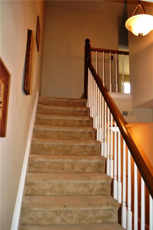 6520 Roswell Road Unit 62, Atlanta, Georgia 30328, 2 Bedrooms Bedrooms, ,1 BathroomBathrooms,Residential,Sold,6520 Roswell Road Unit 62,5629743