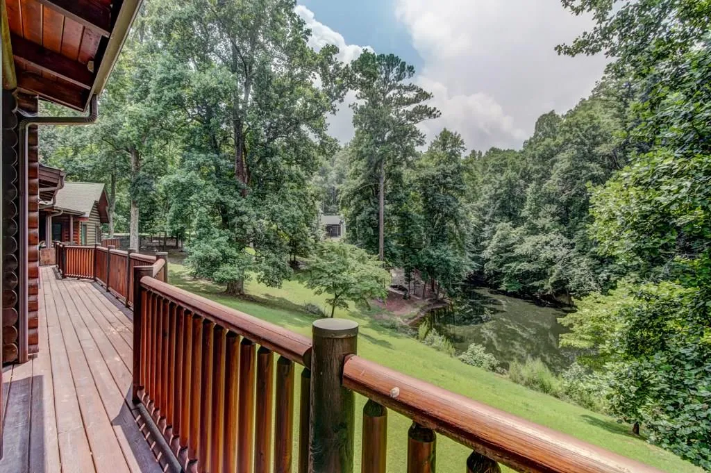 8900 Island Ferry Road, Sandy Springs, Georgia 30350, 6 Bedrooms Bedrooms, ,4 BathroomsBathrooms,Residential,Sold,8900 Island Ferry Road,6053398