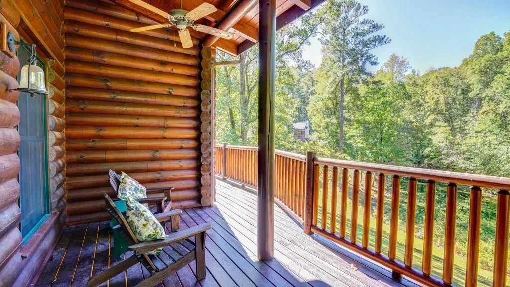 8900 Island Ferry Road, Sandy Springs, Georgia 30350, 6 Bedrooms Bedrooms, ,4 BathroomsBathrooms,Residential,Sold,8900 Island Ferry Road,6053398