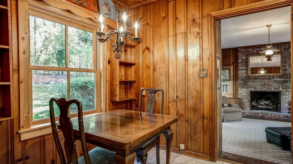 8900 Island Ferry Road, Sandy Springs, Georgia 30350, 6 Bedrooms Bedrooms, ,4 BathroomsBathrooms,Residential,Sold,8900 Island Ferry Road,6053398
