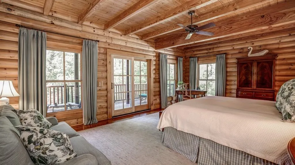 8900 Island Ferry Road, Sandy Springs, Georgia 30350, 6 Bedrooms Bedrooms, ,4 BathroomsBathrooms,Residential,Sold,8900 Island Ferry Road,6053398