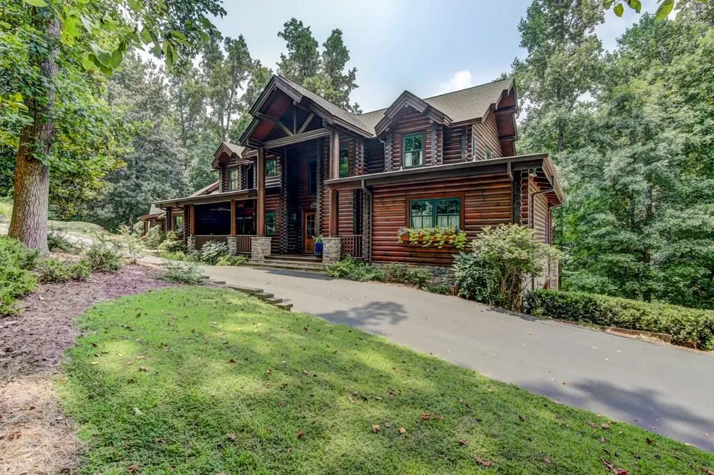8900 Island Ferry Road, Sandy Springs, Georgia 30350, 6 Bedrooms Bedrooms, ,4 BathroomsBathrooms,Residential,Sold,8900 Island Ferry Road,6053398