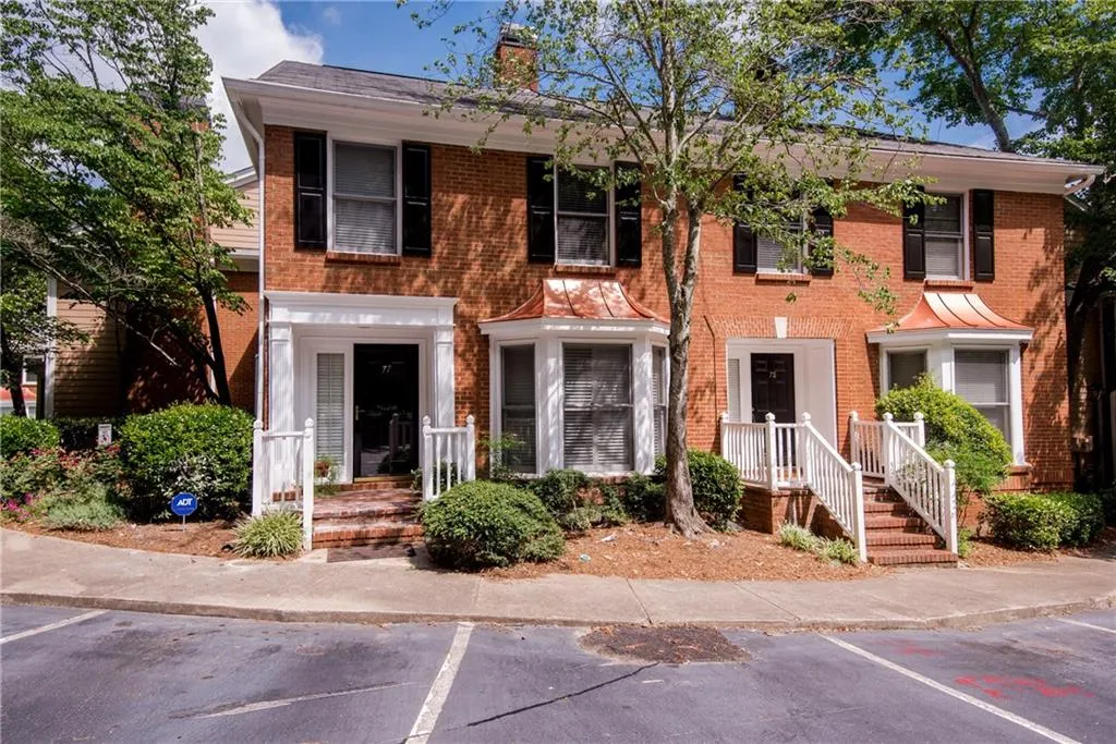 7500 Roswell Road Unit 77, Sandy Springs, Georgia 30350, 3 Bedrooms Bedrooms, ,2 BathroomsBathrooms,Residential,Sold,7500 Roswell Road Unit 77,5717466