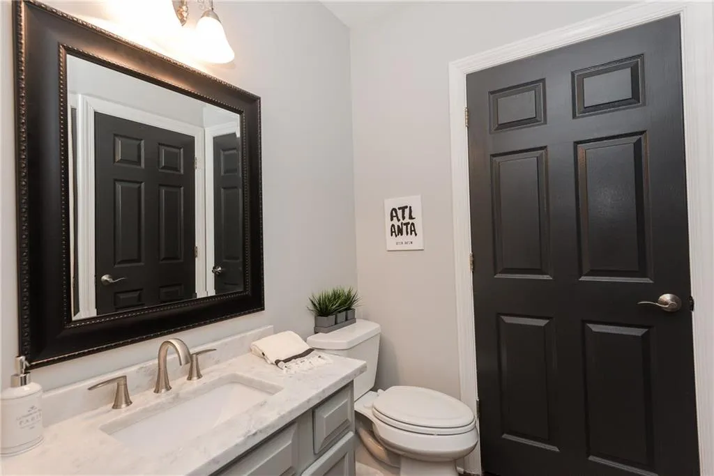 7500 Roswell Road Unit 77, Sandy Springs, Georgia 30350, 3 Bedrooms Bedrooms, ,2 BathroomsBathrooms,Residential,Sold,7500 Roswell Road Unit 77,5717466