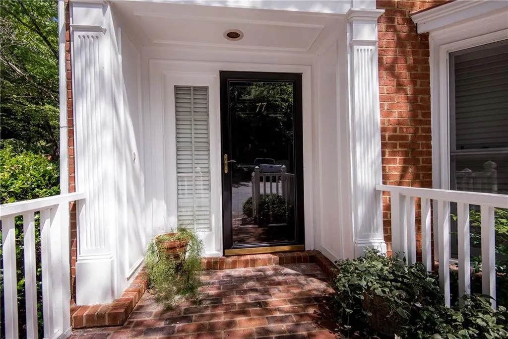 7500 Roswell Road Unit 77, Sandy Springs, Georgia 30350, 3 Bedrooms Bedrooms, ,2 BathroomsBathrooms,Residential,Sold,7500 Roswell Road Unit 77,5717466