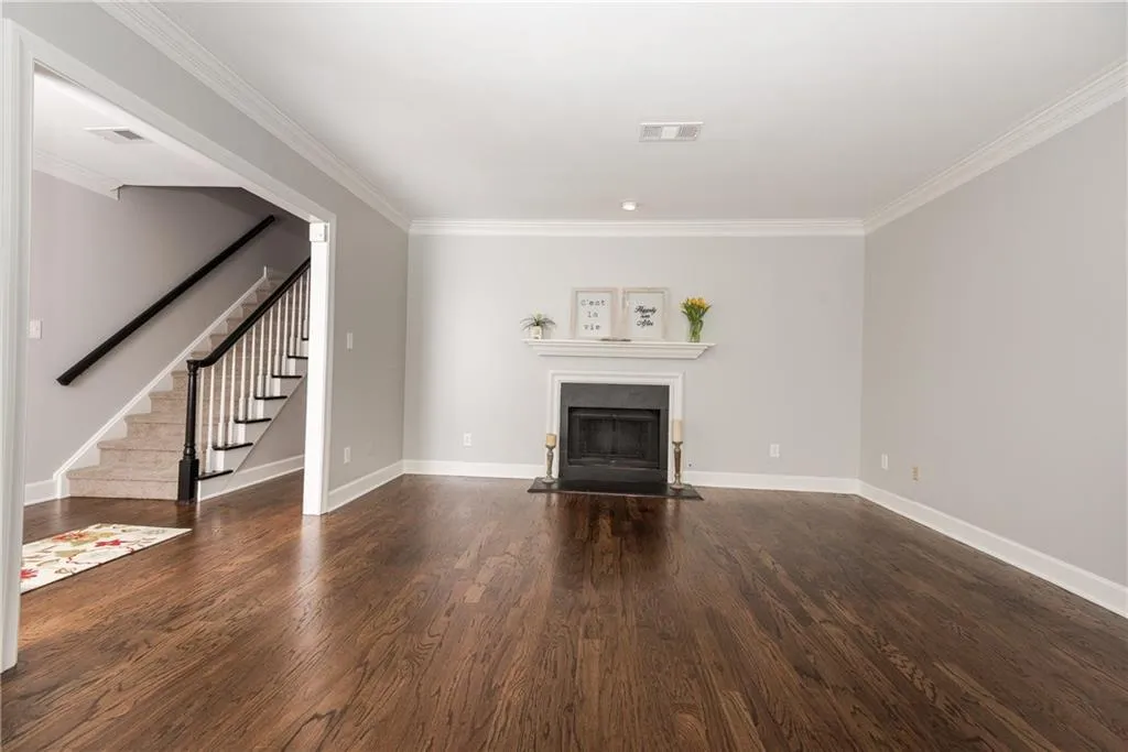 7500 Roswell Road Unit 77, Sandy Springs, Georgia 30350, 3 Bedrooms Bedrooms, ,2 BathroomsBathrooms,Residential,Sold,7500 Roswell Road Unit 77,5717466