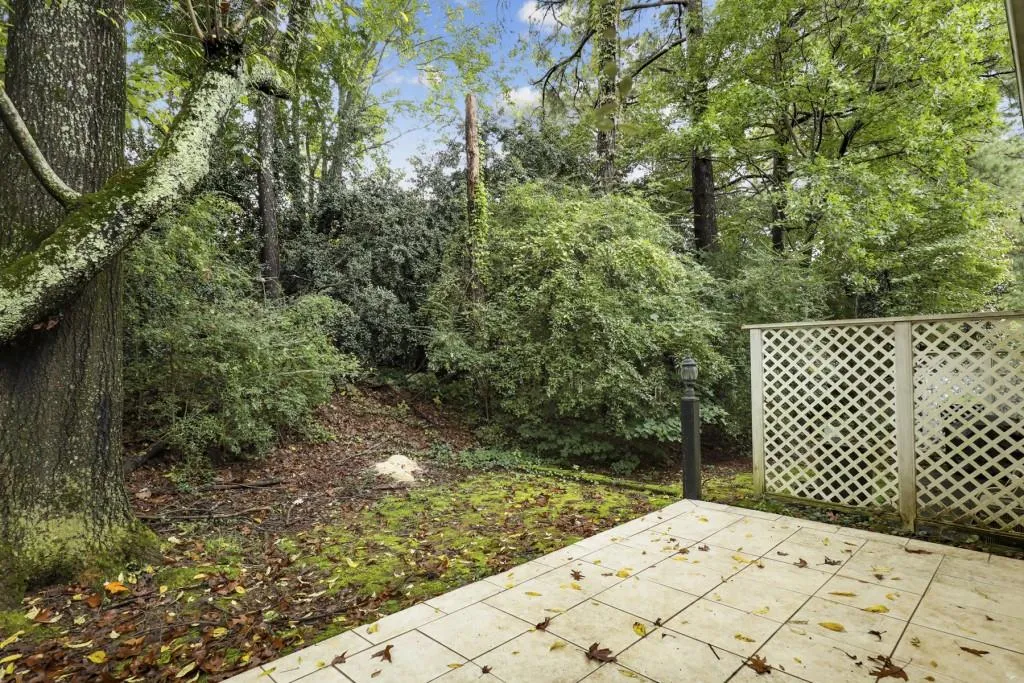 234 Peachtree Hollow Court, Sandy Springs, Georgia 30328, 3 Bedrooms Bedrooms, ,2 BathroomsBathrooms,Residential,Sold,234 Peachtree Hollow Court,6796335
