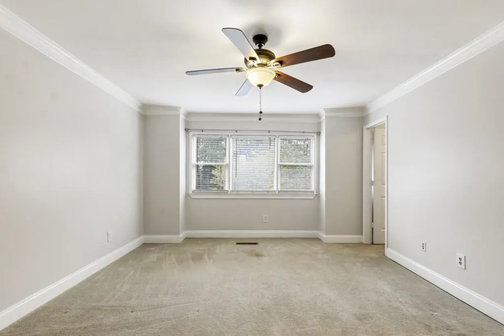 234 Peachtree Hollow Court, Sandy Springs, Georgia 30328, 3 Bedrooms Bedrooms, ,2 BathroomsBathrooms,Residential,Sold,234 Peachtree Hollow Court,6796335