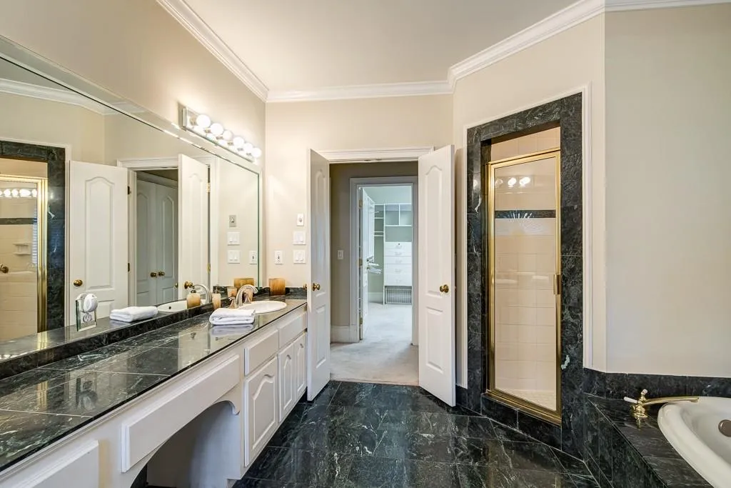 220 Northland Ridge Trail, Sandy Springs, Georgia 30342, 5 Bedrooms Bedrooms, ,5 BathroomsBathrooms,Residential,Sold,220 Northland Ridge Trail,5986581