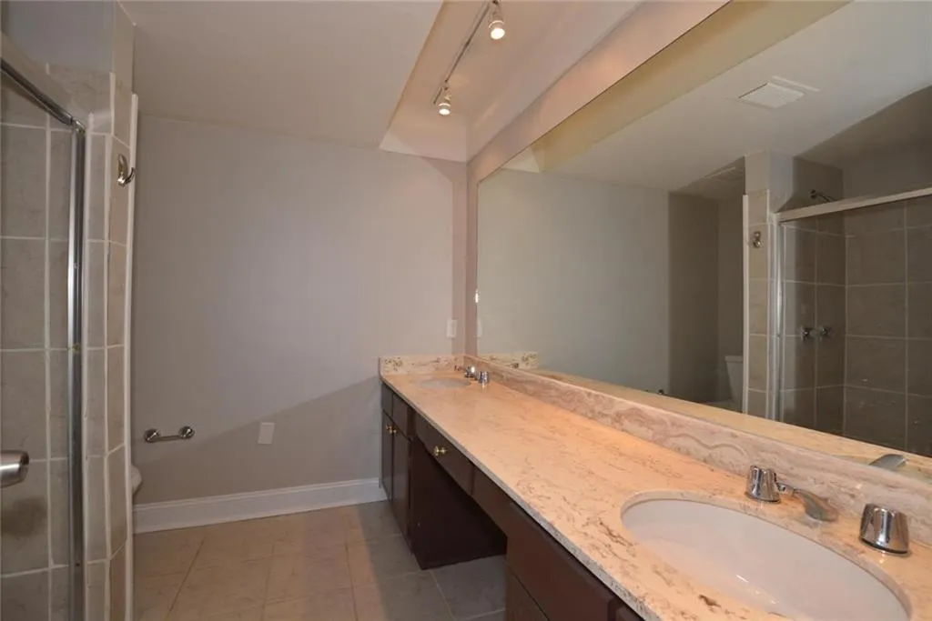 6851 Roswell Road Unit D31, Atlanta, Georgia 30328, 2 Bedrooms Bedrooms, ,2 BathroomsBathrooms,Residential,Sold,6851 Roswell Road Unit D31,6096260