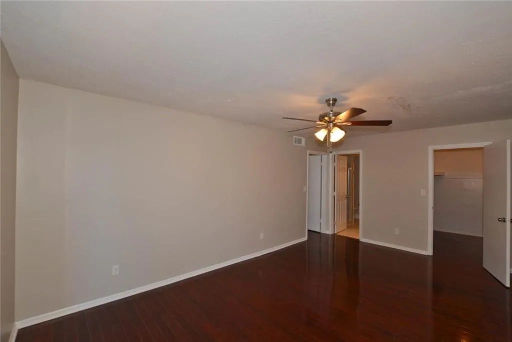 6851 Roswell Road Unit D31, Atlanta, Georgia 30328, 2 Bedrooms Bedrooms, ,2 BathroomsBathrooms,Residential,Sold,6851 Roswell Road Unit D31,6096260