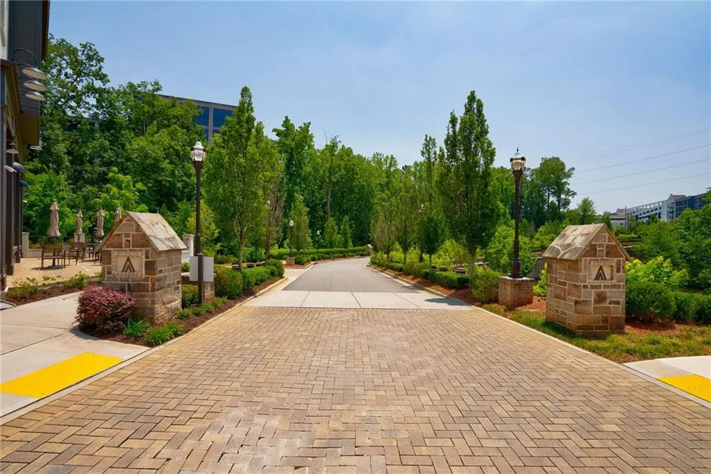 6539 Beacon Drive Unit 380, Sandy Springs, Georgia 30328, 3 Bedrooms Bedrooms, ,3 BathroomsBathrooms,Residential,Sold,6539 Beacon Drive Unit 380,7229218