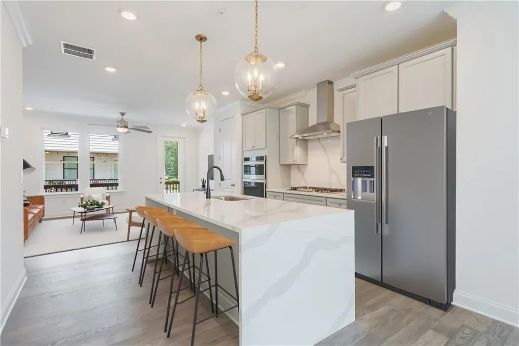 6539 Beacon Drive Unit 380, Sandy Springs, Georgia 30328, 3 Bedrooms Bedrooms, ,3 BathroomsBathrooms,Residential,Sold,6539 Beacon Drive Unit 380,7229218