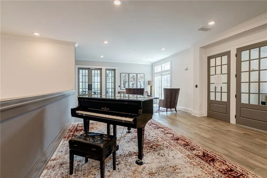 6539 Beacon Drive Unit 380, Sandy Springs, Georgia 30328, 3 Bedrooms Bedrooms, ,3 BathroomsBathrooms,Residential,Sold,6539 Beacon Drive Unit 380,7229218