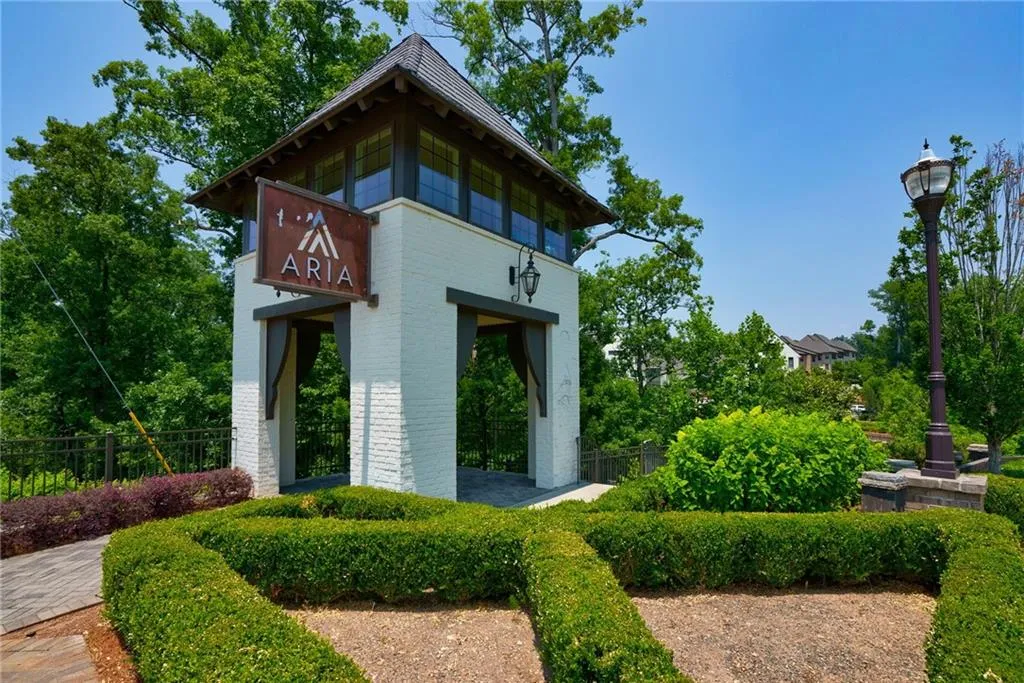 6539 Beacon Drive Unit 380, Sandy Springs, Georgia 30328, 3 Bedrooms Bedrooms, ,3 BathroomsBathrooms,Residential,Sold,6539 Beacon Drive Unit 380,7229218