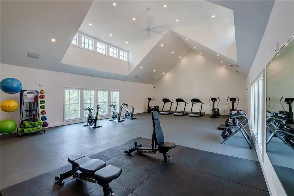 6539 Beacon Drive Unit 380, Sandy Springs, Georgia 30328, 3 Bedrooms Bedrooms, ,3 BathroomsBathrooms,Residential,Sold,6539 Beacon Drive Unit 380,7229218