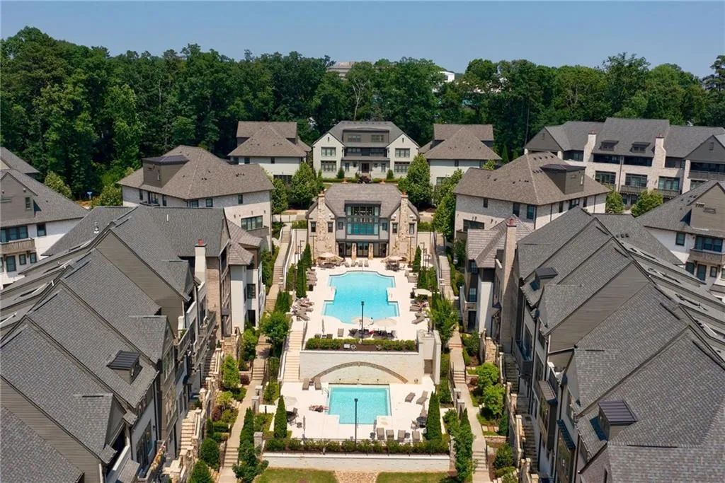 6539 Beacon Drive Unit 380, Sandy Springs, Georgia 30328, 3 Bedrooms Bedrooms, ,3 BathroomsBathrooms,Residential,Sold,6539 Beacon Drive Unit 380,7229218