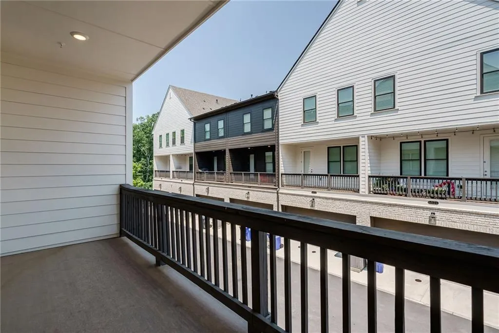 6539 Beacon Drive Unit 380, Sandy Springs, Georgia 30328, 3 Bedrooms Bedrooms, ,3 BathroomsBathrooms,Residential,Sold,6539 Beacon Drive Unit 380,7229218