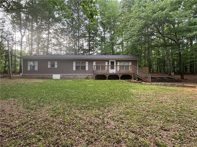 Front view of home