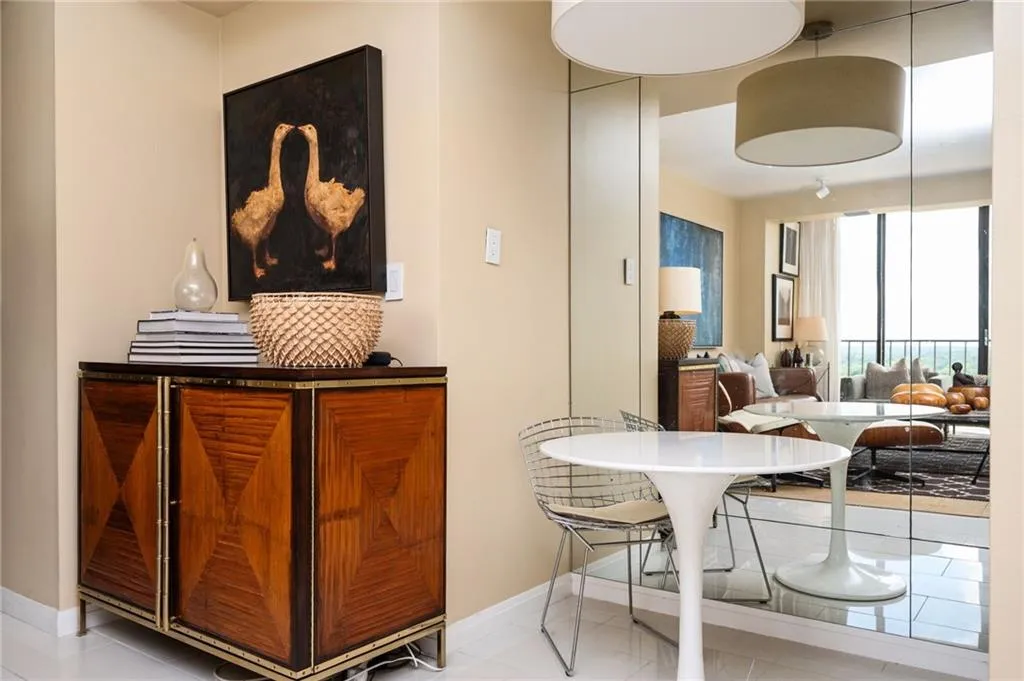 145 15th Street Ne Unit 1225, Atlanta, Georgia 30309, 1 Bedroom Bedrooms, ,1 BathroomBathrooms,Residential,For Sale,145 15th Street Ne Unit 1225,7580314