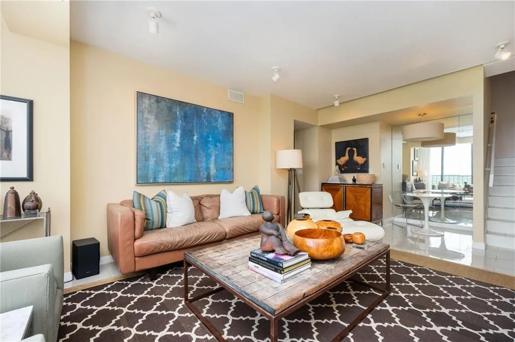 145 15th Street Ne Unit 1225, Atlanta, Georgia 30309, 1 Bedroom Bedrooms, ,1 BathroomBathrooms,Residential,For Sale,145 15th Street Ne Unit 1225,7580314