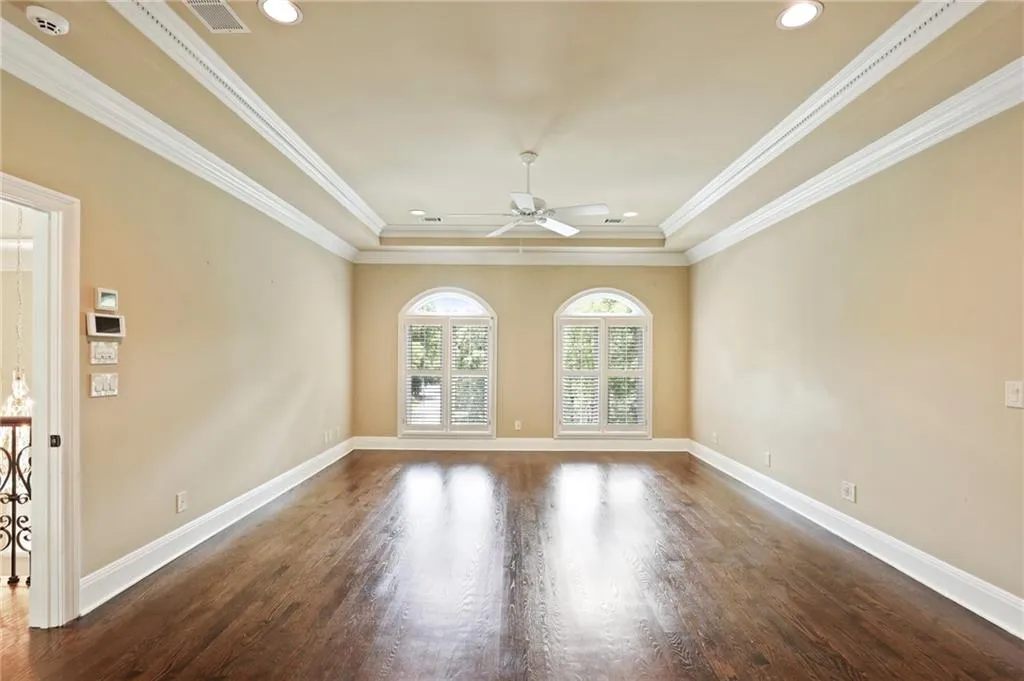 230 Grogans Lake Point, Sandy Springs, Georgia 30350, 5 Bedrooms Bedrooms, ,4 BathroomsBathrooms,Residential,Sold,230 Grogans Lake Point,6887345